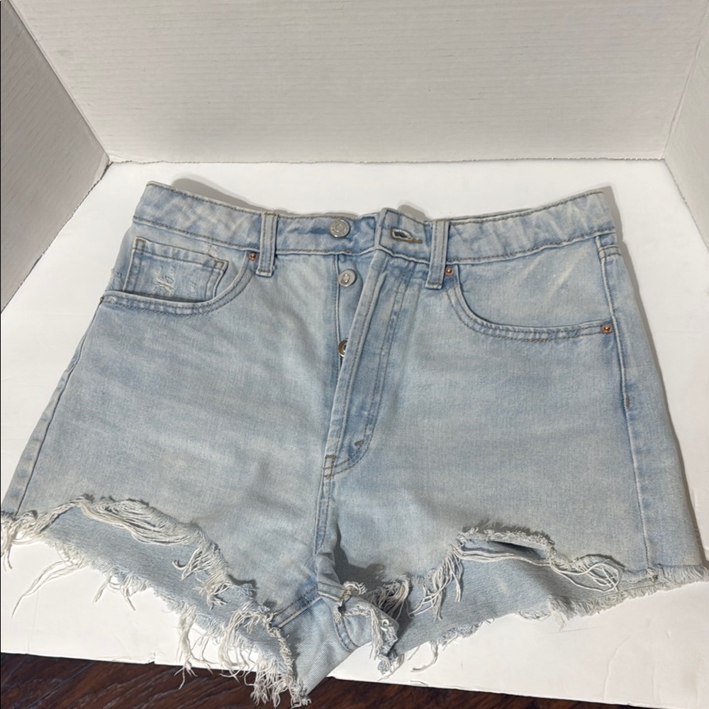 Wild Fable Light Wash Denim Cutoff Shorts W15 IS2 L12
